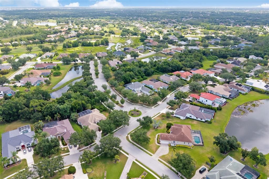 En Venta: $785,000 (3 camas, 3 baños, 2732 Pies cuadrados)