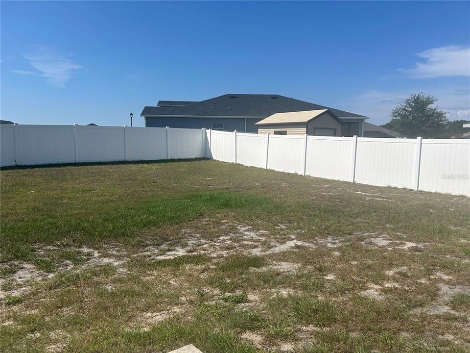 For Rent: $2,100 (3 beds, 2 baths, 1543 Square Feet)