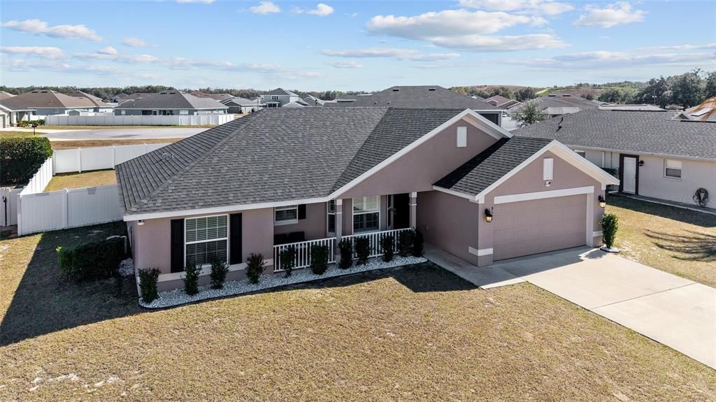 For Rent: $2,100 (3 beds, 2 baths, 1543 Square Feet)