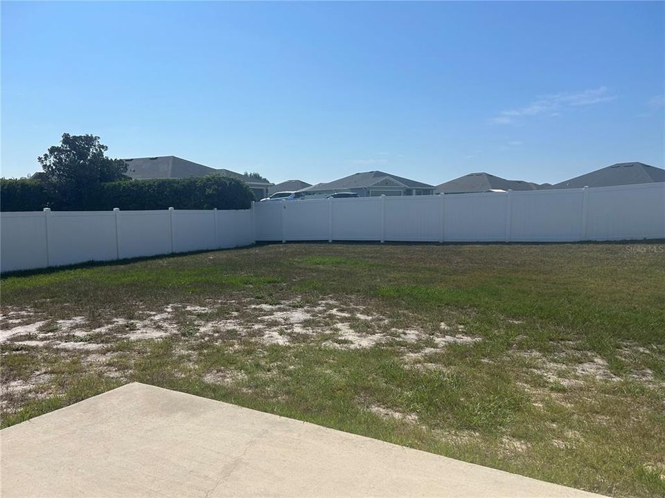 For Rent: $2,100 (3 beds, 2 baths, 1543 Square Feet)