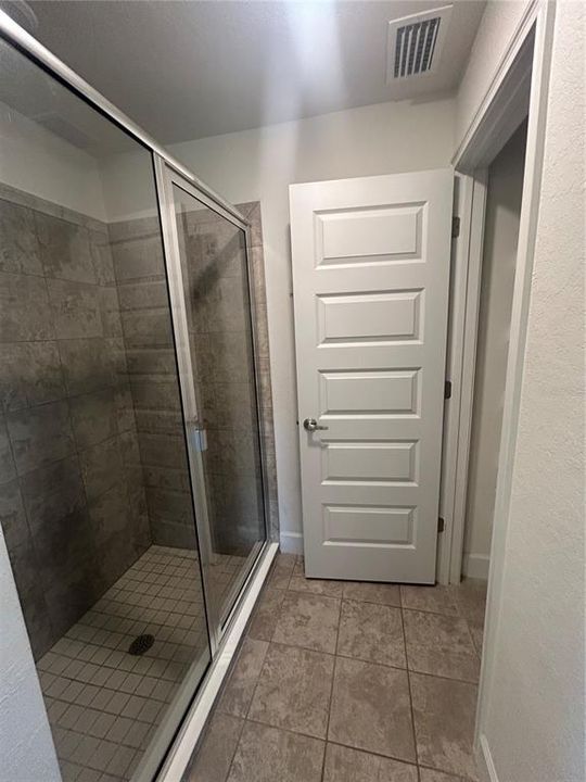 For Rent: $2,100 (3 beds, 2 baths, 1543 Square Feet)