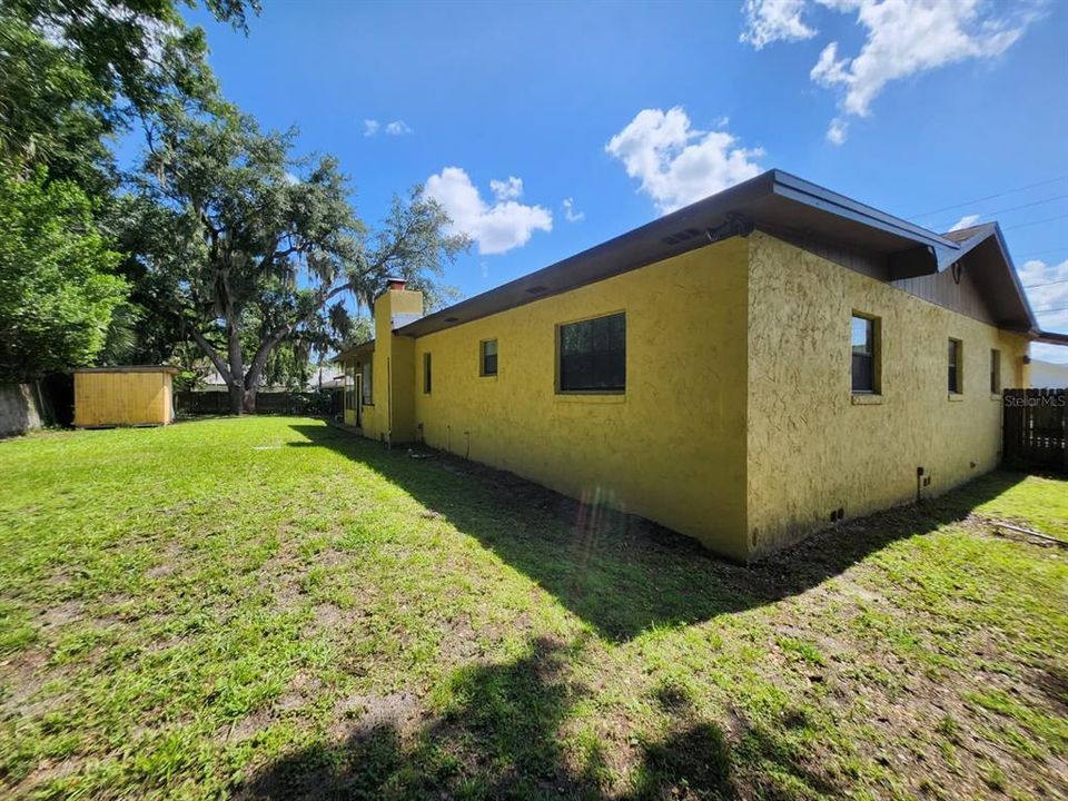 На продажу: $250,000 (4 спален, 3 ванн, 2512 Квадратных фут)