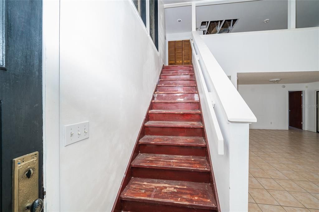 На продажу: $399,900 (3 спален, 2 ванн, 1670 Квадратных фут)