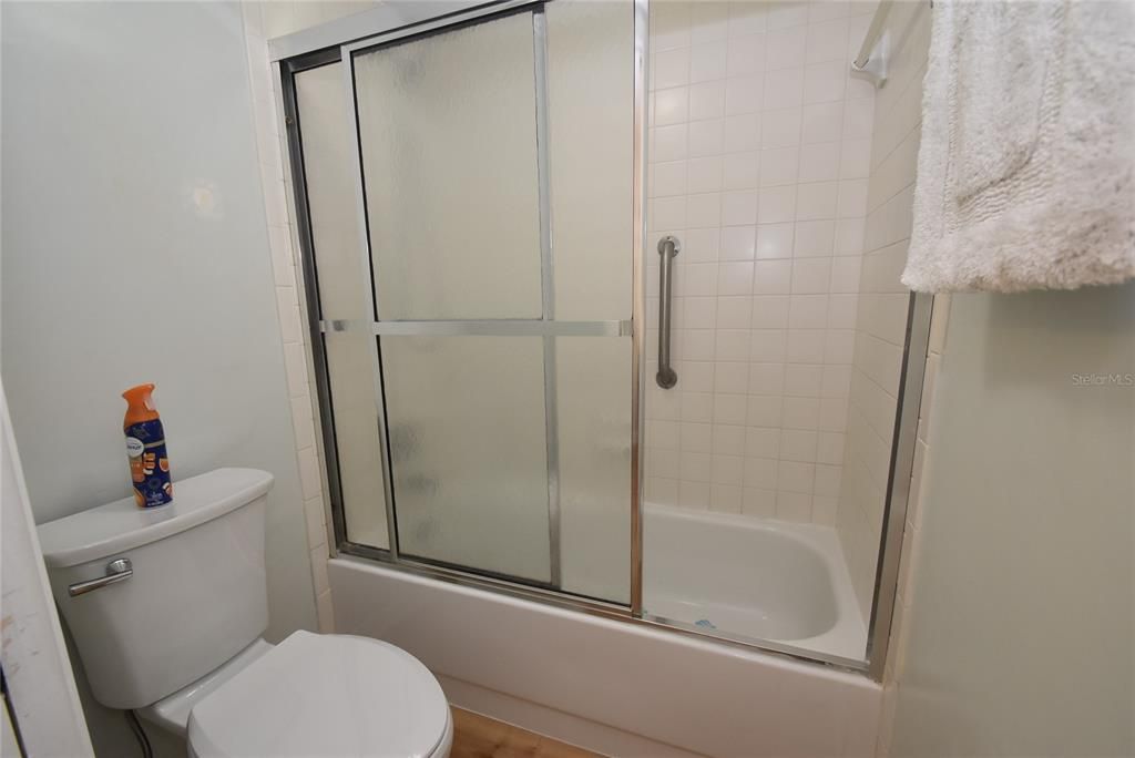 В аренду: $2,200 (2 спален, 2 ванн, 1112 Квадратных фут)