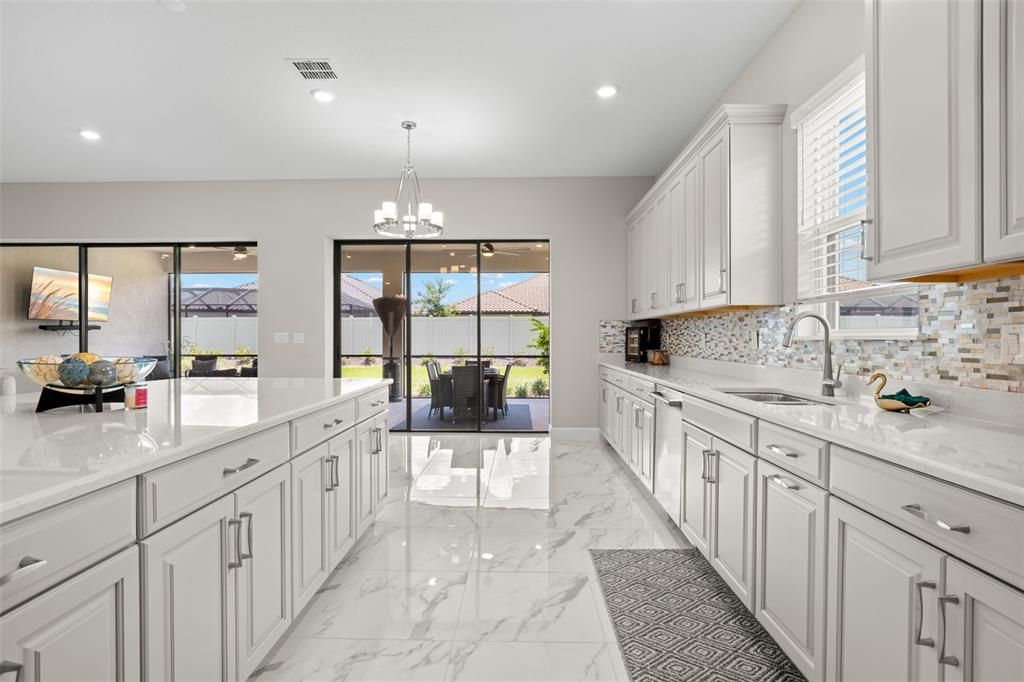 For Sale: $859,000 (3 beds, 3 baths, 3087 Square Feet)