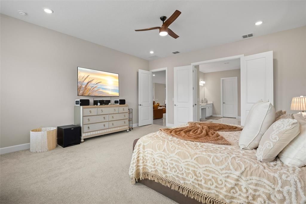 For Sale: $859,000 (3 beds, 3 baths, 3087 Square Feet)
