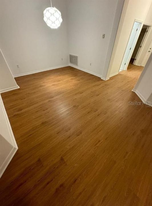 В аренду: $2,300 (3 спален, 2 ванн, 1746 Квадратных фут)