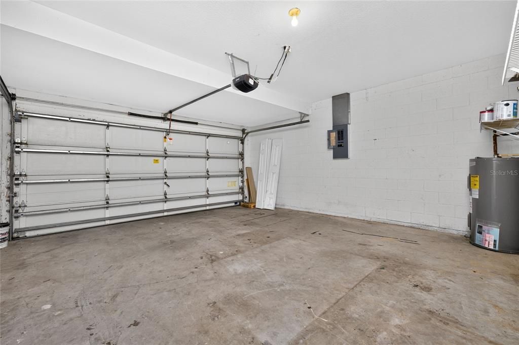На продажу: $299,900 (3 спален, 2 ванн, 1488 Квадратных фут)