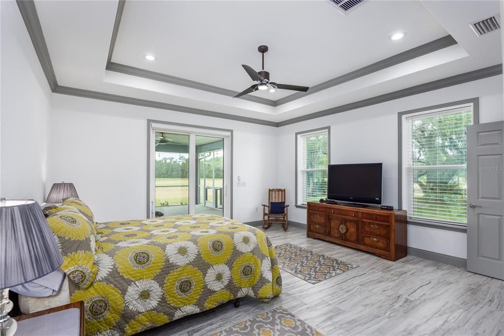For Sale: $995,500 (3 beds, 2 baths, 2923 Square Feet)