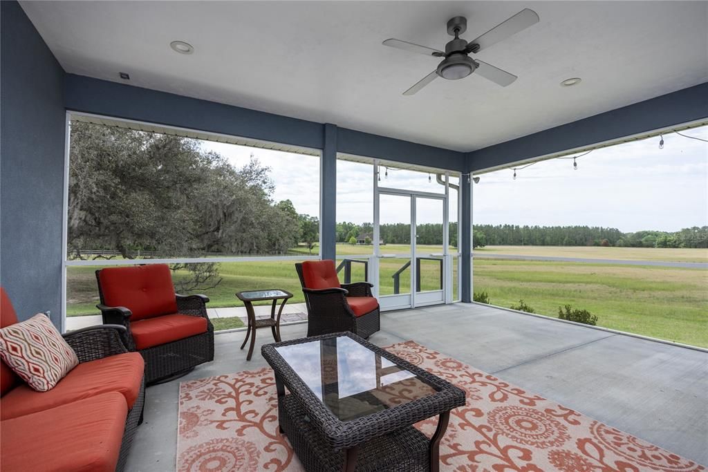 For Sale: $995,500 (3 beds, 2 baths, 2923 Square Feet)