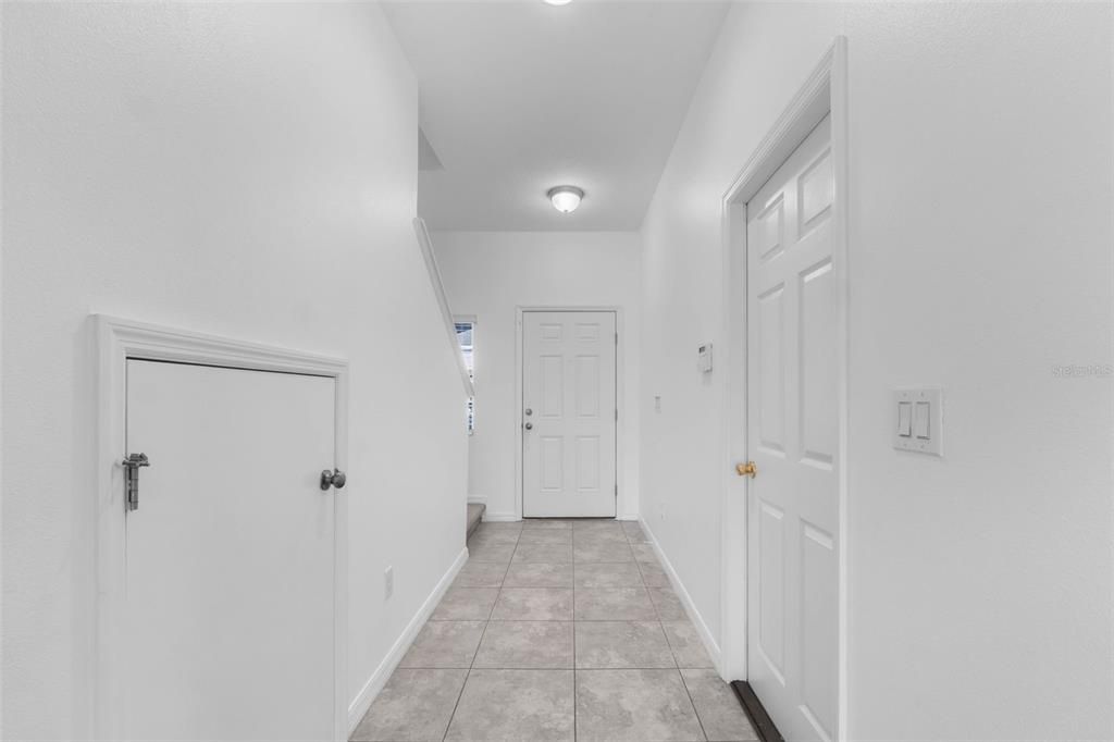 For Sale: $260,000 (3 beds, 2 baths, 1400 Square Feet)