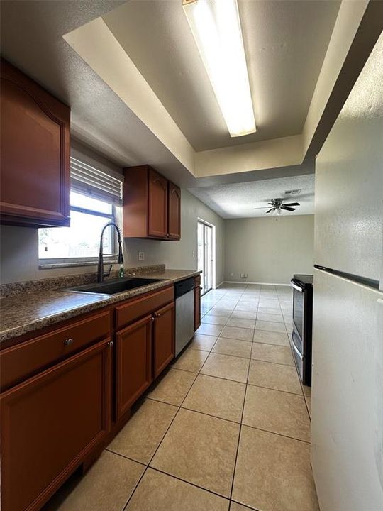En Venta: $364,900 (3 camas, 2 baños, 1326 Pies cuadrados)