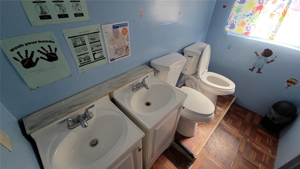 En Venta: $180,000 (0 camas, 0 baños, 1296 Pies cuadrados)
