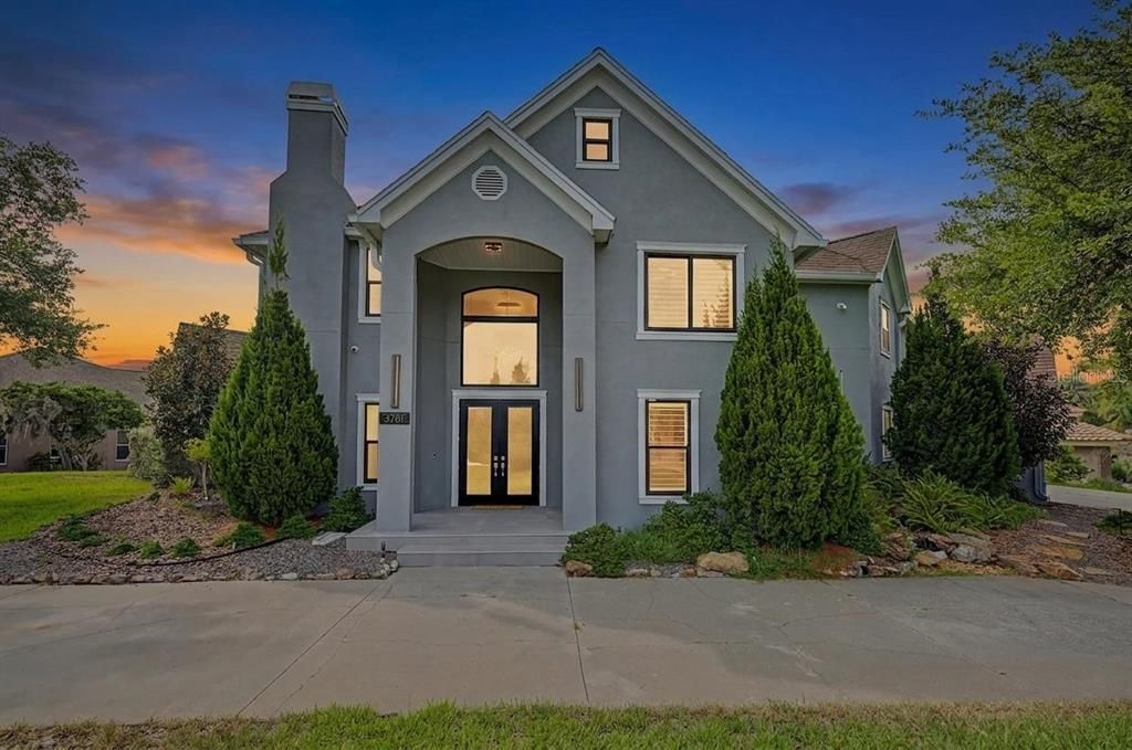 En Venta: $1,600,000 (4 camas, 3 baños, 3613 Pies cuadrados)