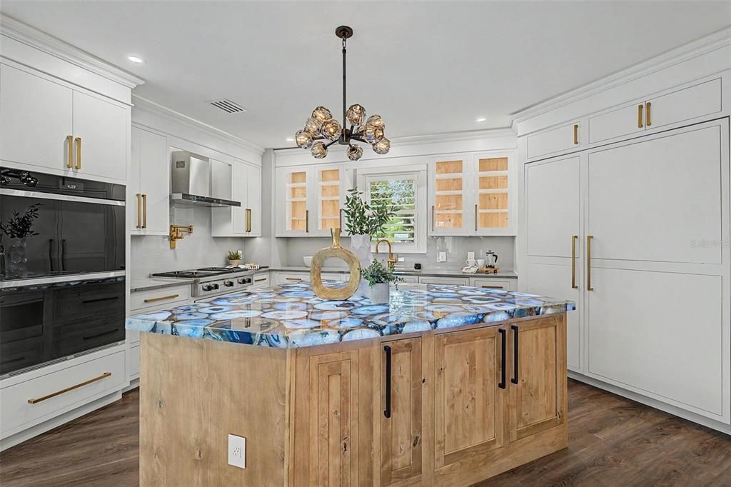 En Venta: $1,600,000 (4 camas, 3 baños, 3613 Pies cuadrados)