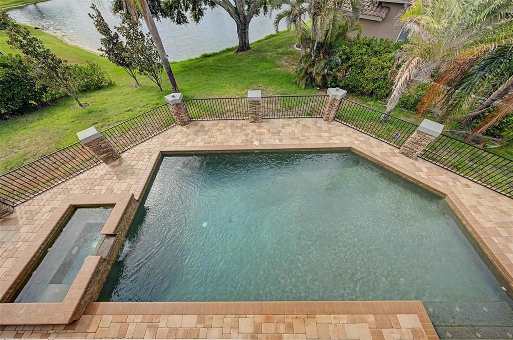 En Venta: $1,600,000 (4 camas, 3 baños, 3613 Pies cuadrados)