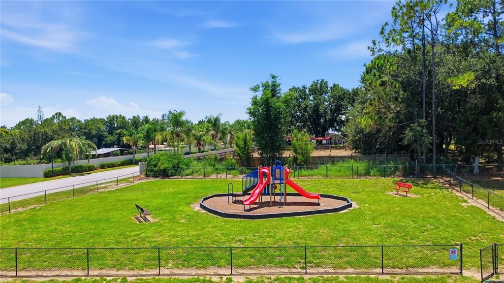 For Sale: $264,000 (3 beds, 2 baths, 1357 Square Feet)