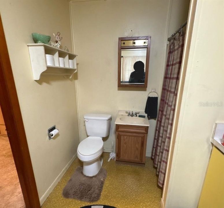 На продажу: $309,990 (2 спален, 2 ванн, 1400 Квадратных фут)
