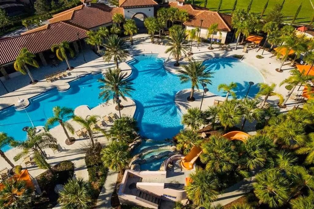 En Venta: $945,000 (12 camas, 10 baños, 4887 Pies cuadrados)