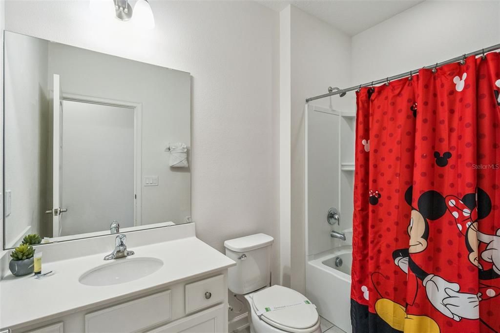 En Venta: $945,000 (12 camas, 10 baños, 4887 Pies cuadrados)