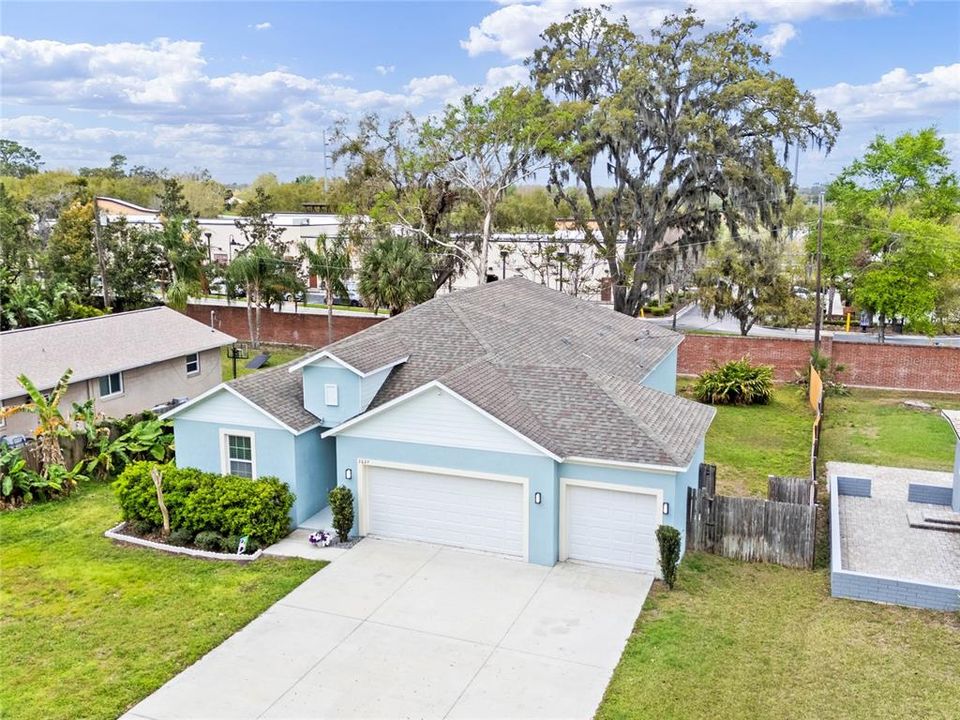 For Rent: $2,950 (4 beds, 3 baths, 2173 Square Feet)