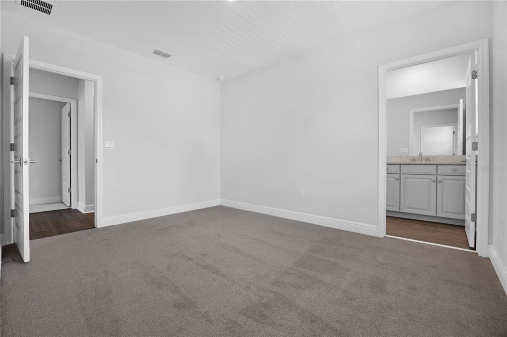 En Venta: $852,636 (5 camas, 4 baños, 2866 Pies cuadrados)