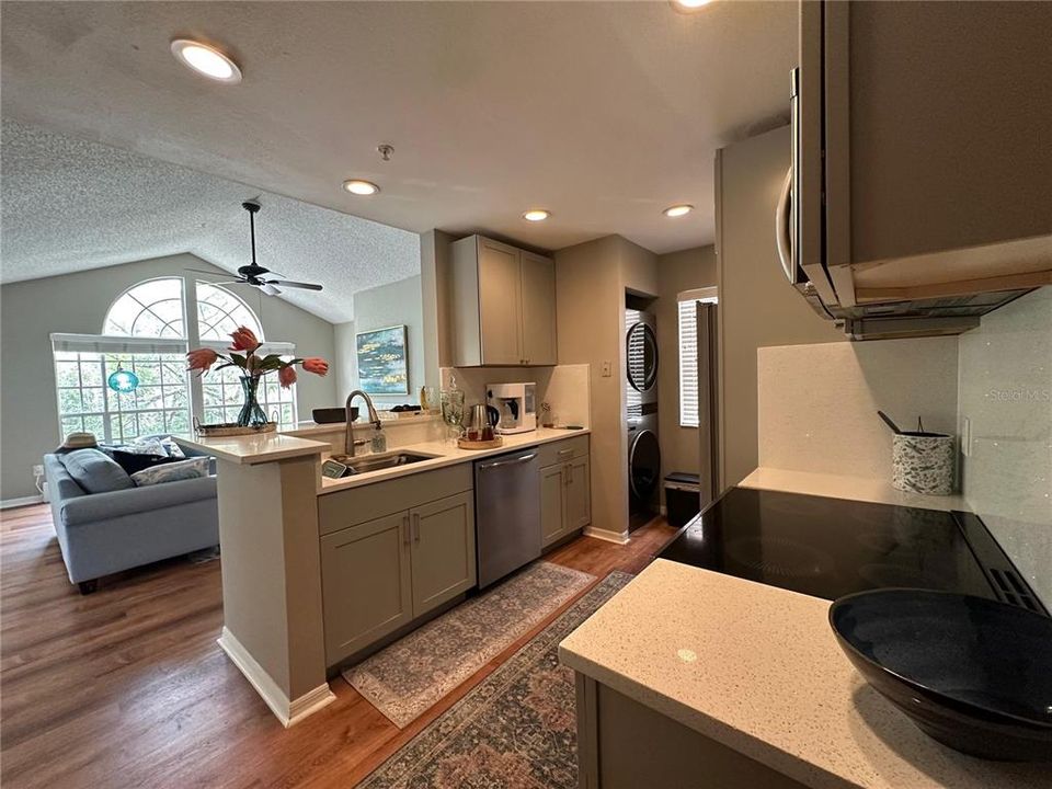 En Venta: $235,000 (3 camas, 2 baños, 1151 Pies cuadrados)