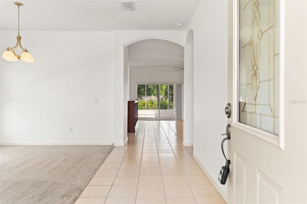 En Venta: $375,000 (2 camas, 2 baños, 1555 Pies cuadrados)