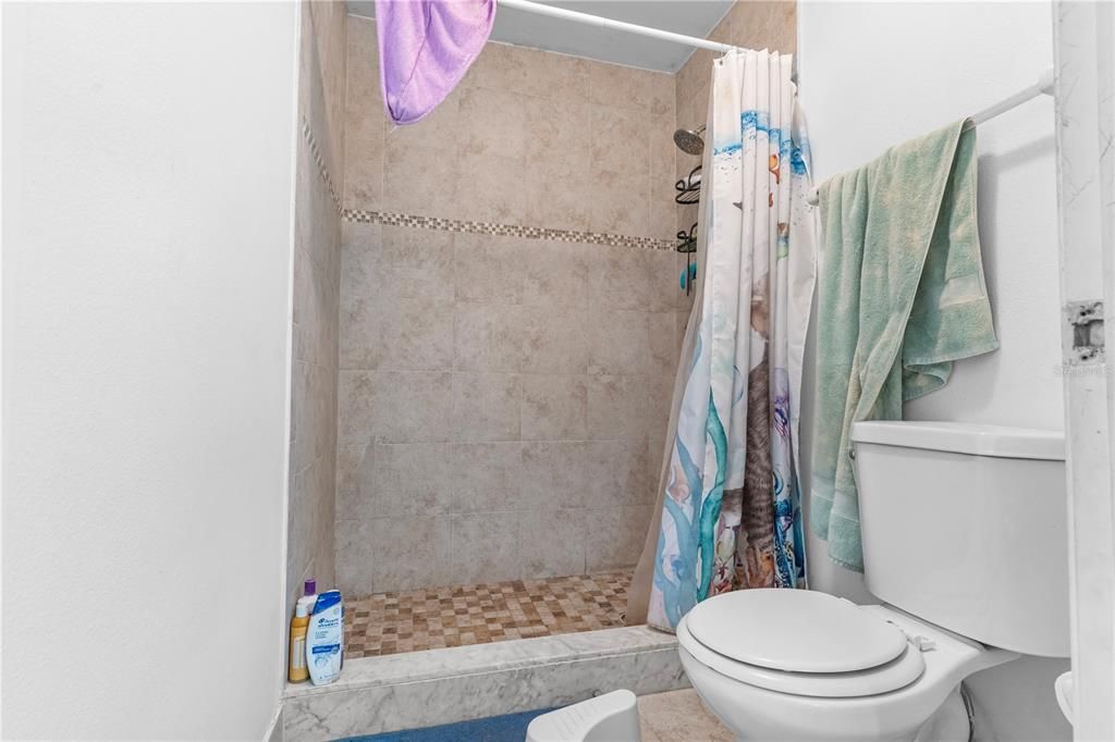 En Venta: $220,000 (3 camas, 2 baños, 1118 Pies cuadrados)