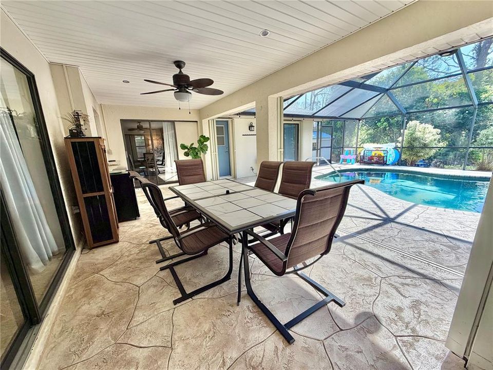 For Sale: $529,900 (3 beds, 2 baths, 2229 Square Feet)