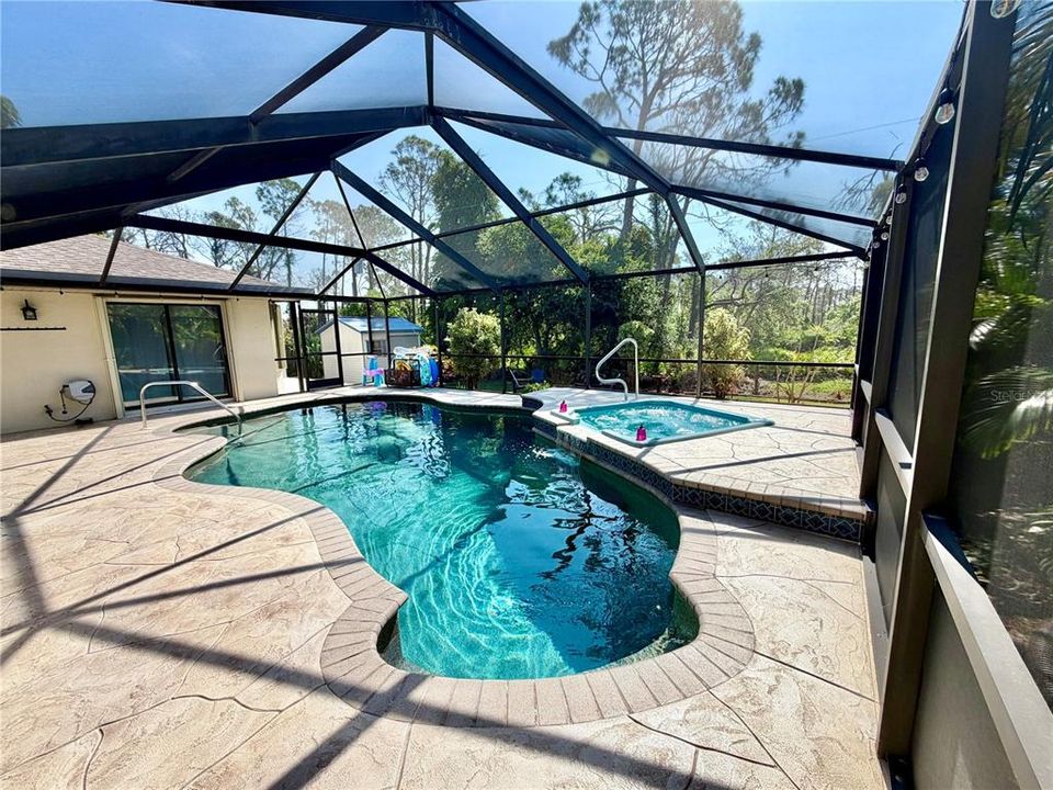 For Sale: $529,900 (3 beds, 2 baths, 2229 Square Feet)