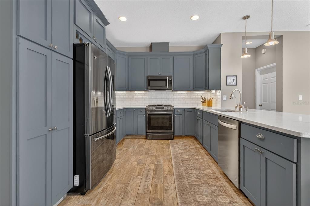 For Sale: $795,000 (4 beds, 3 baths, 2450 Square Feet)