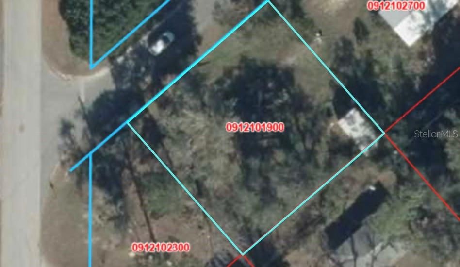 En Venta: $24,900 (0.23 acres)