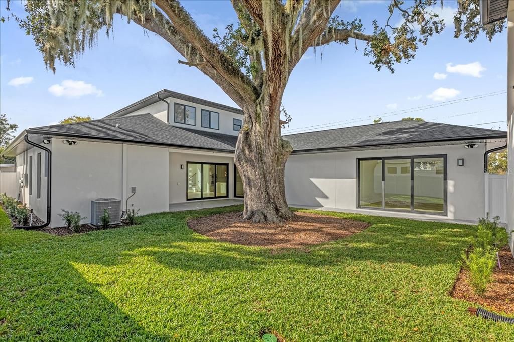 For Sale: $999,500 (5 beds, 0 baths, 3620 Square Feet)