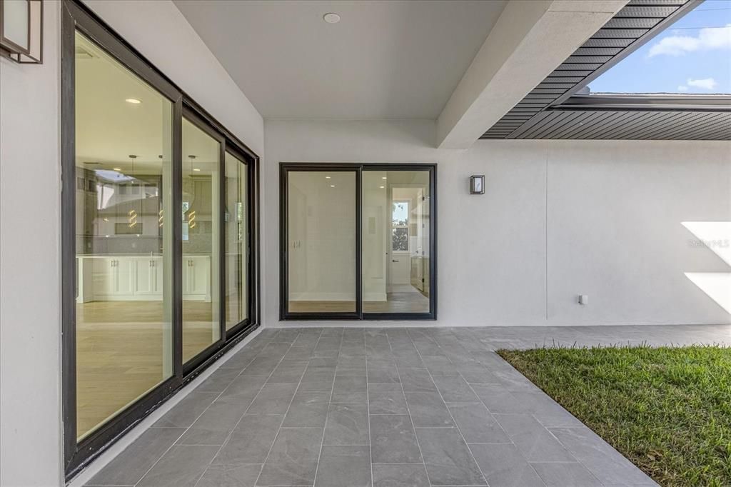 For Sale: $999,500 (5 beds, 0 baths, 3620 Square Feet)