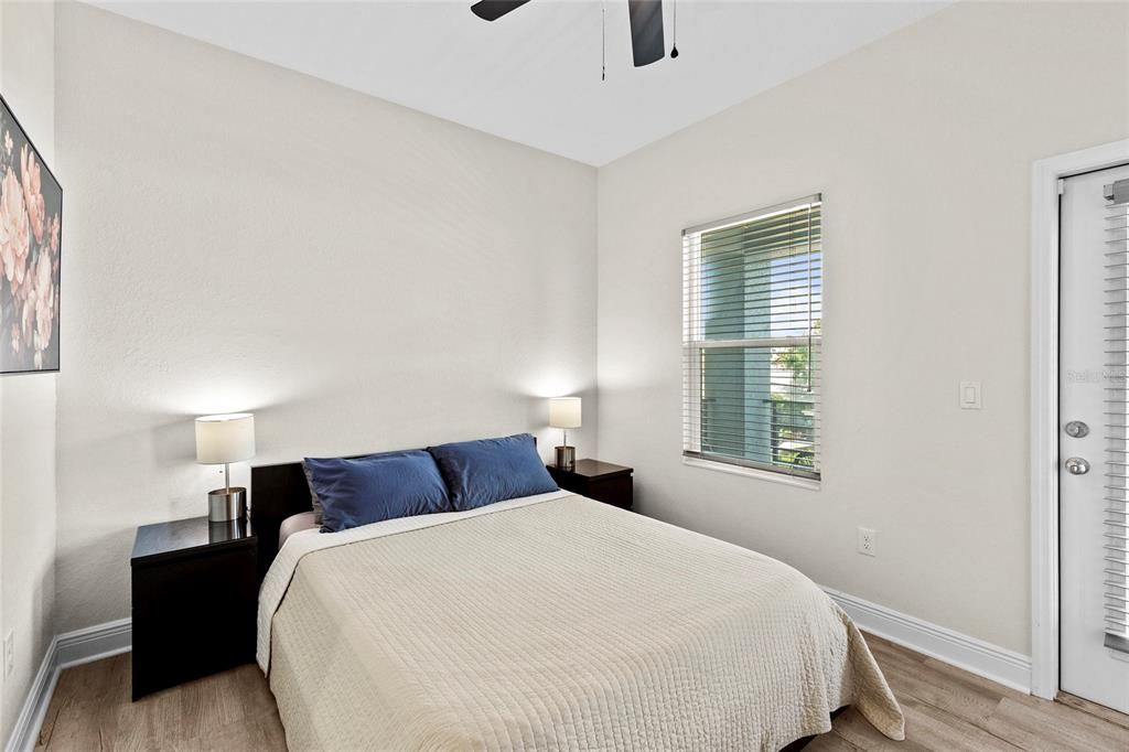 В аренду: $3,450 (3 спален, 2 ванн, 1440 Квадратных фут)