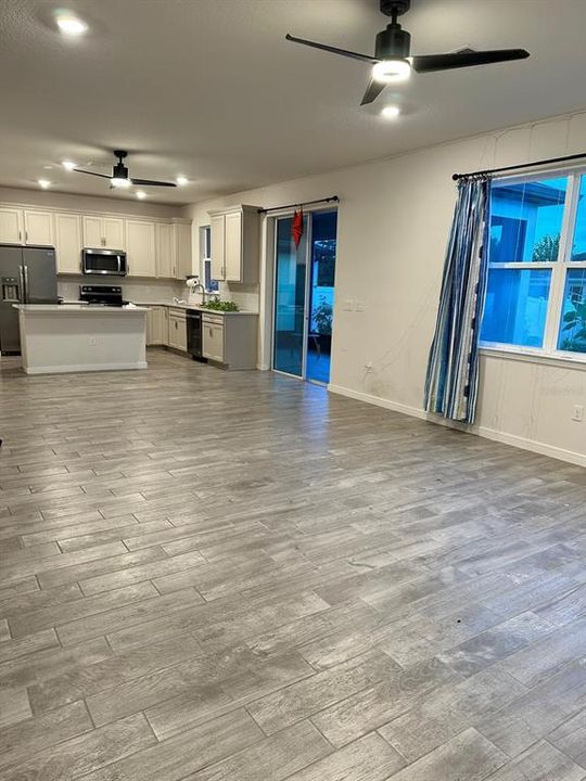 В аренду: $3,100 (4 спален, 2 ванн, 2416 Квадратных фут)