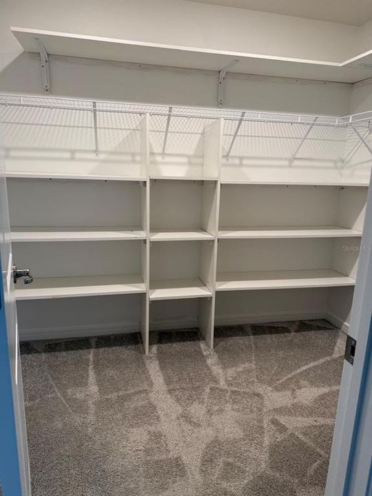 В аренду: $3,100 (4 спален, 2 ванн, 2416 Квадратных фут)
