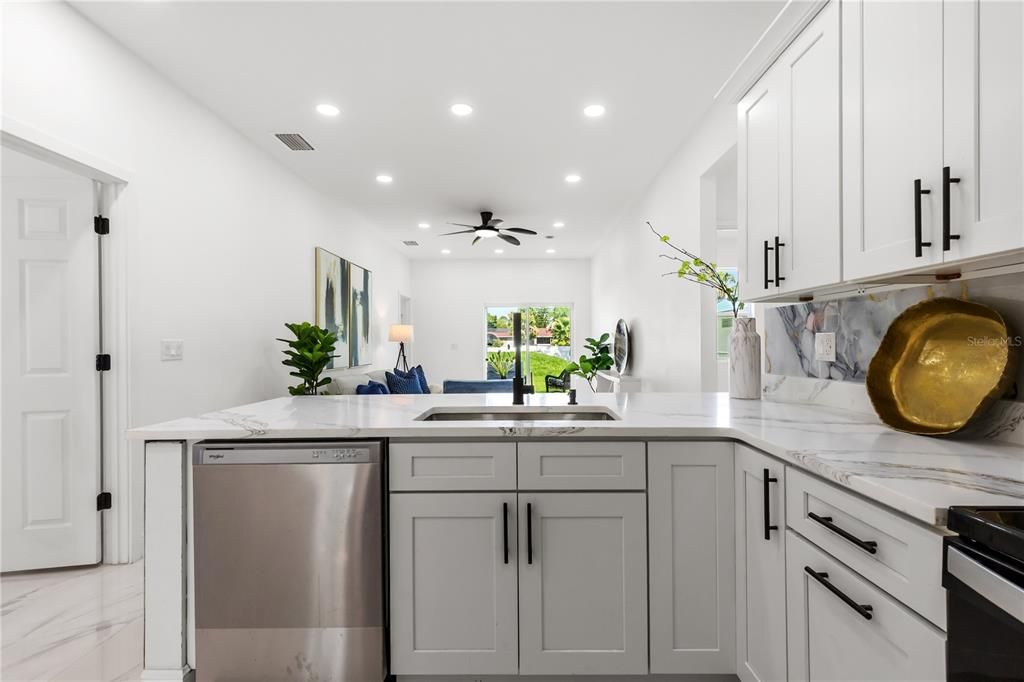 For Sale: $660,000 (4 beds, 3 baths, 1828 Square Feet)