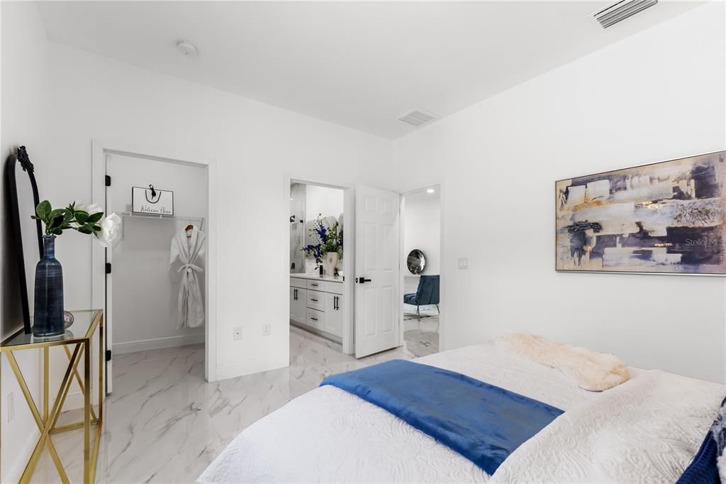 For Sale: $660,000 (4 beds, 3 baths, 1828 Square Feet)