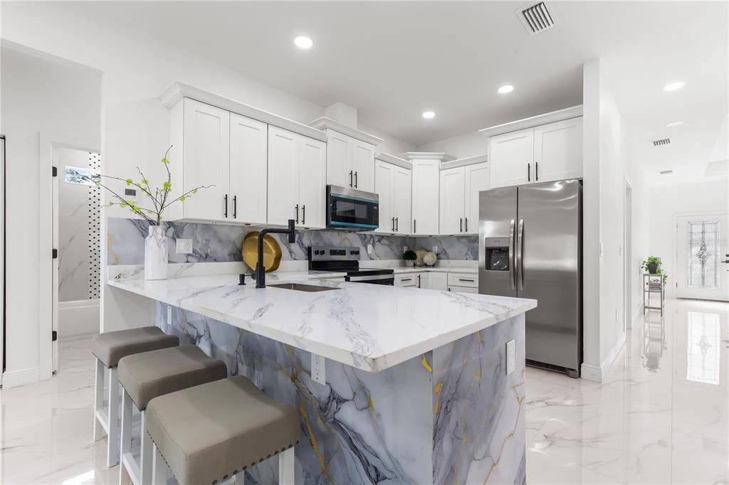 For Sale: $660,000 (4 beds, 3 baths, 1828 Square Feet)