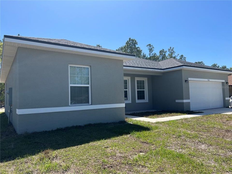 For Rent: $2,000 (4 beds, 2 baths, 1580 Square Feet)