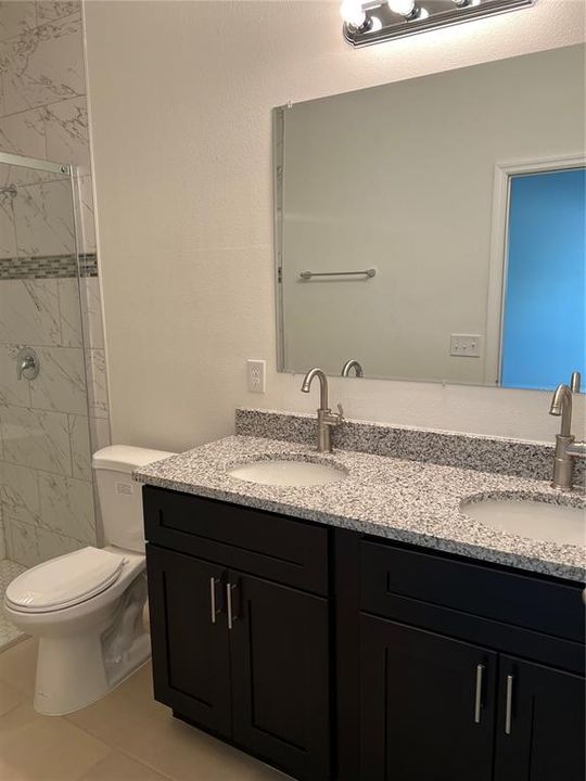 For Rent: $2,000 (4 beds, 2 baths, 1580 Square Feet)