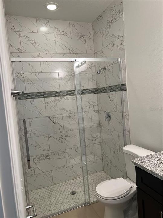 For Rent: $2,000 (4 beds, 2 baths, 1580 Square Feet)