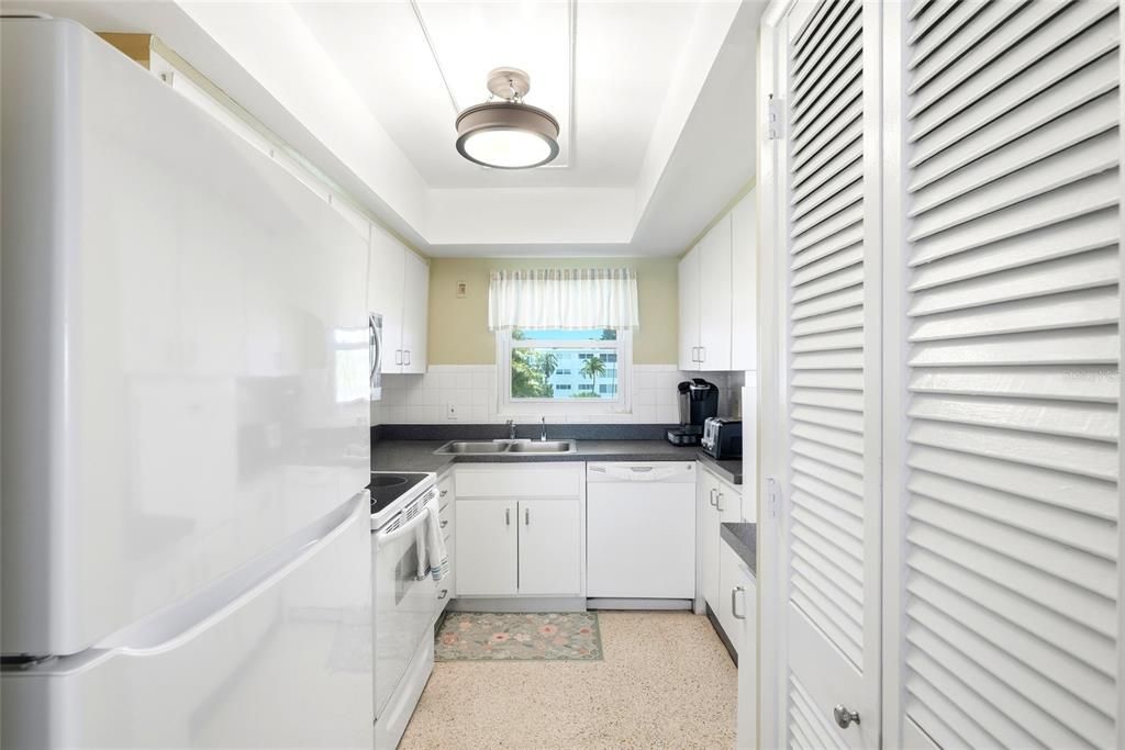 En Venta: $259,000 (1 camas, 1 baños, 805 Pies cuadrados)