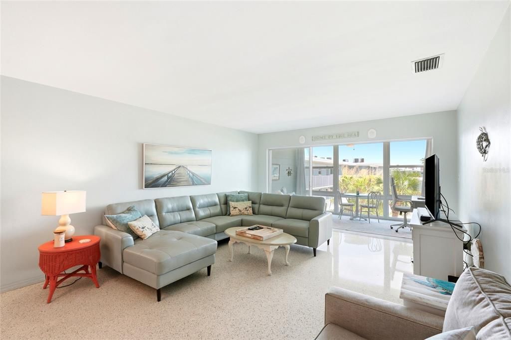 En Venta: $259,000 (1 camas, 1 baños, 805 Pies cuadrados)