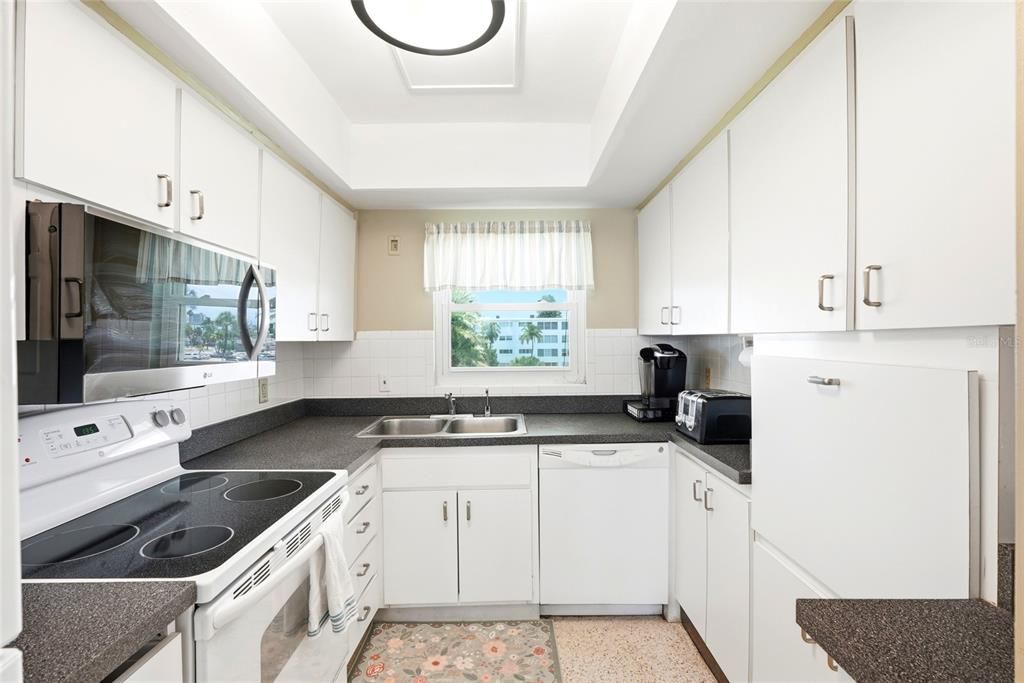 En Venta: $259,000 (1 camas, 1 baños, 805 Pies cuadrados)