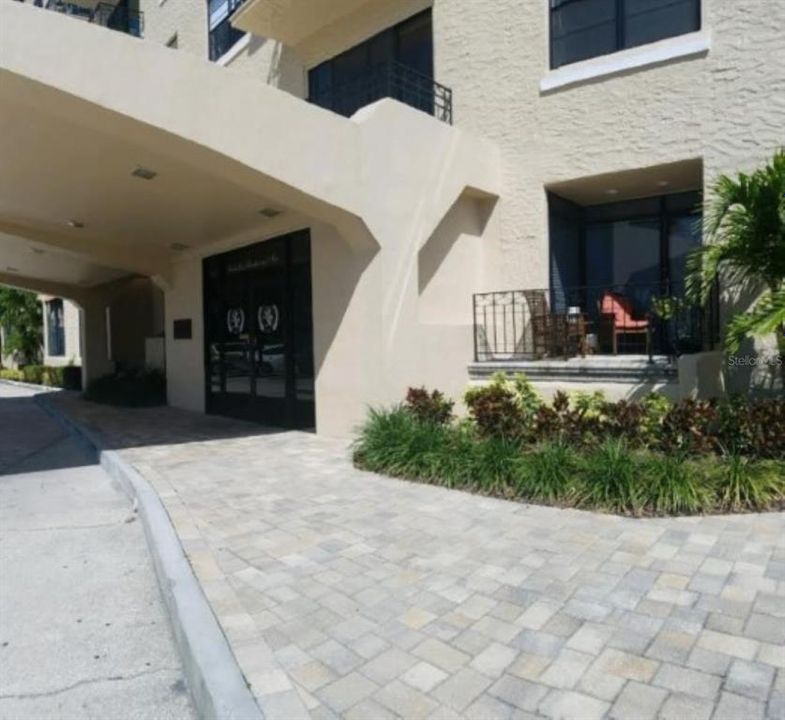 В аренду: $2,495 (1 спален, 1 ванн, 779 Квадратных фут)