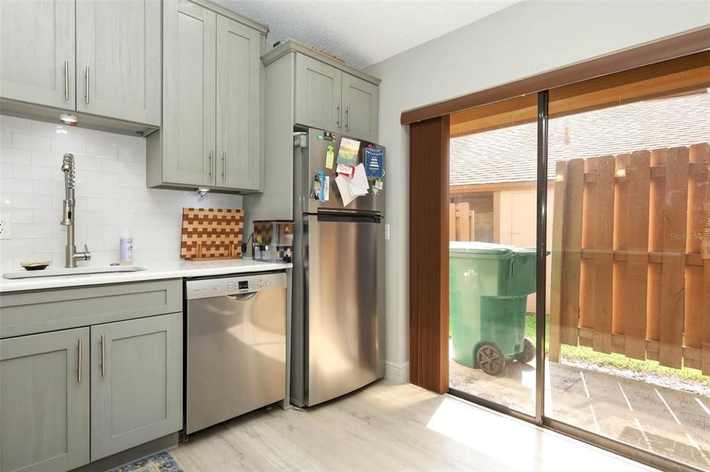 En Venta: $229,000 (2 camas, 2 baños, 930 Pies cuadrados)