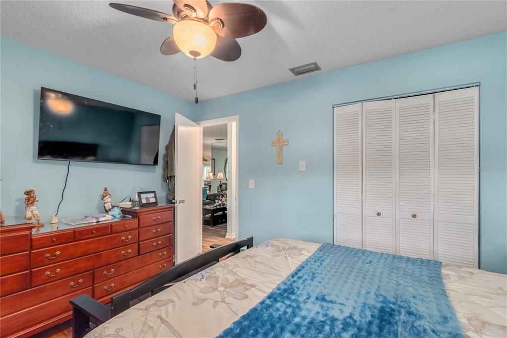 For Sale: $189,900 (2 beds, 2 baths, 1748 Square Feet)